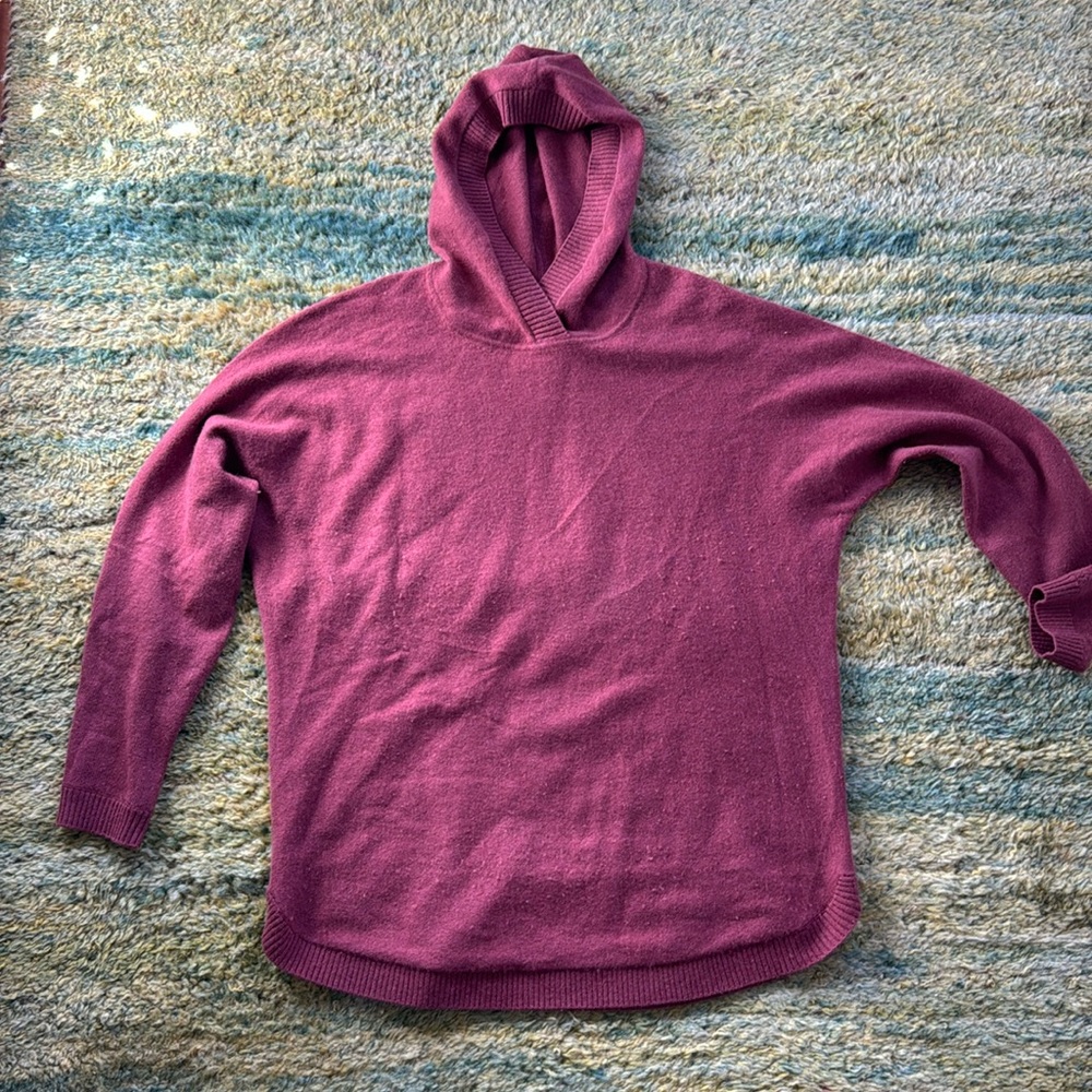 Max Studio Cashmere Sweater